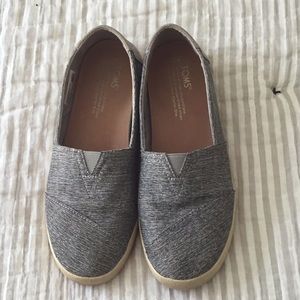 Toms Avalon Slip-Ons